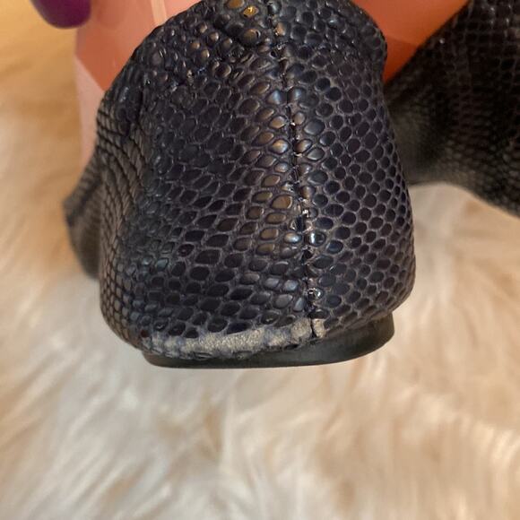 Tory Burch textured leather black ballet flats Size 6 - Picture 6 of 10